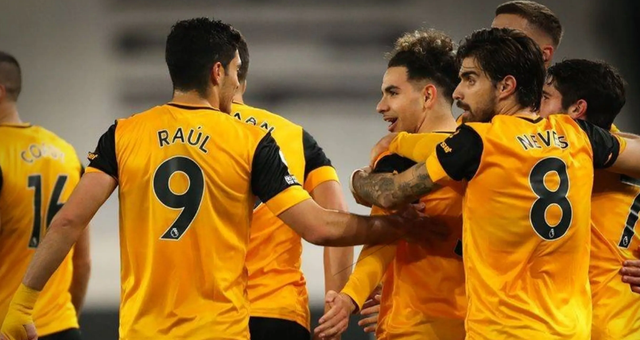 外媒发布S11小组赛PICK排行榜：女枪排名第一